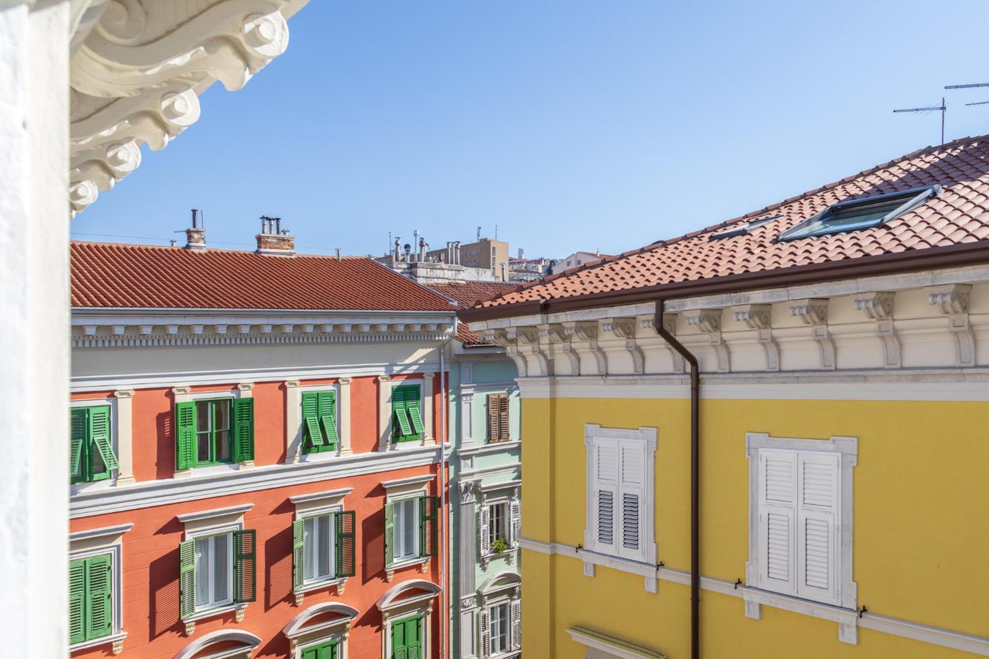 Central Trieste - Elegant City Stay Exterior foto
